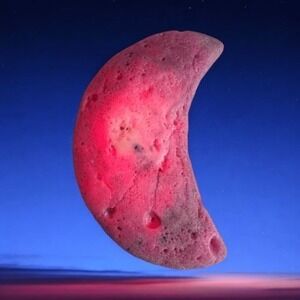 Honeycomb Ruby Moon‎ Carving UV Reactive (#7)